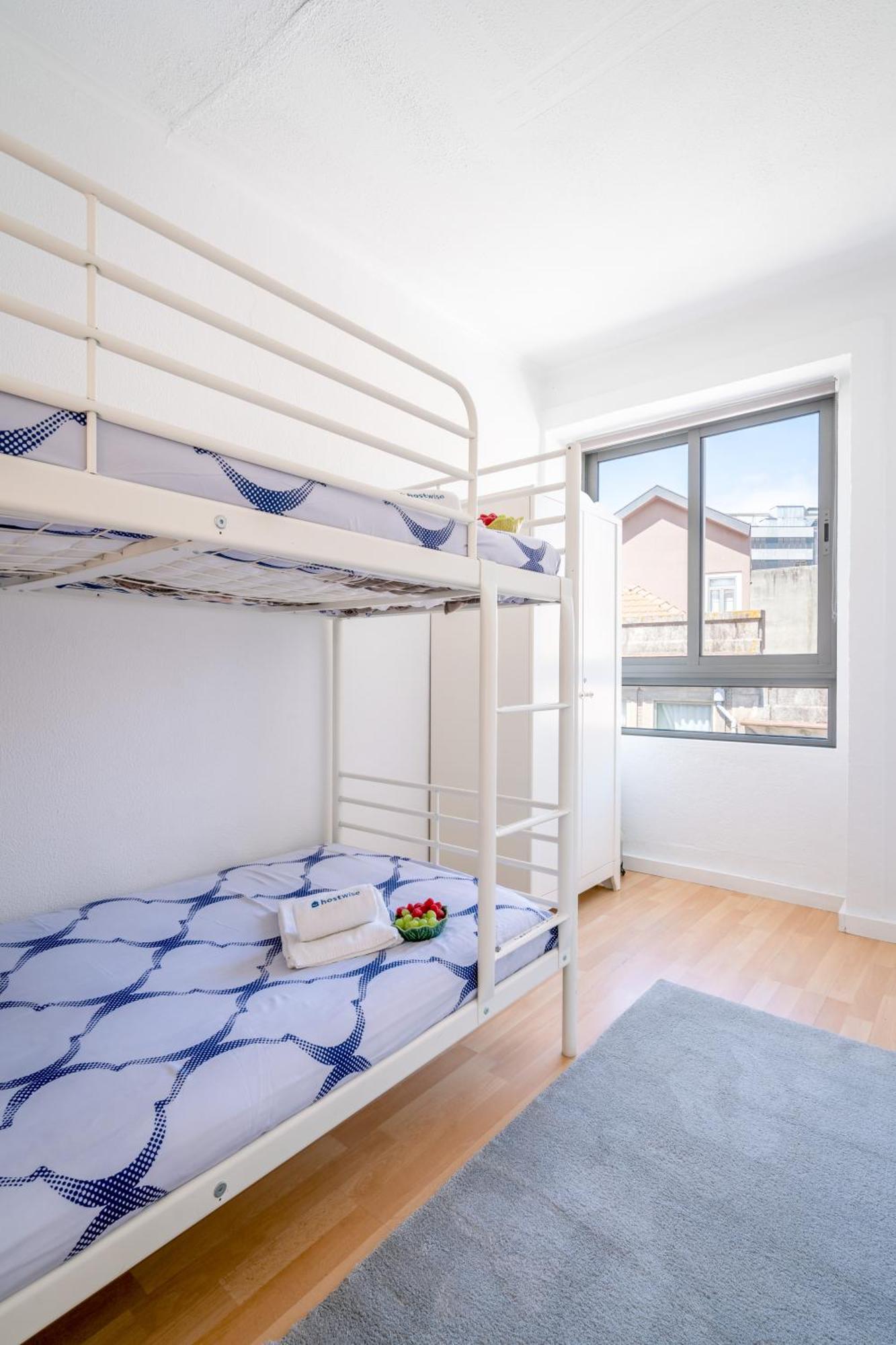Апартаменти Host Wise - Large Flat W Terrace - Ace Location At Aliados Порту Екстер'єр фото