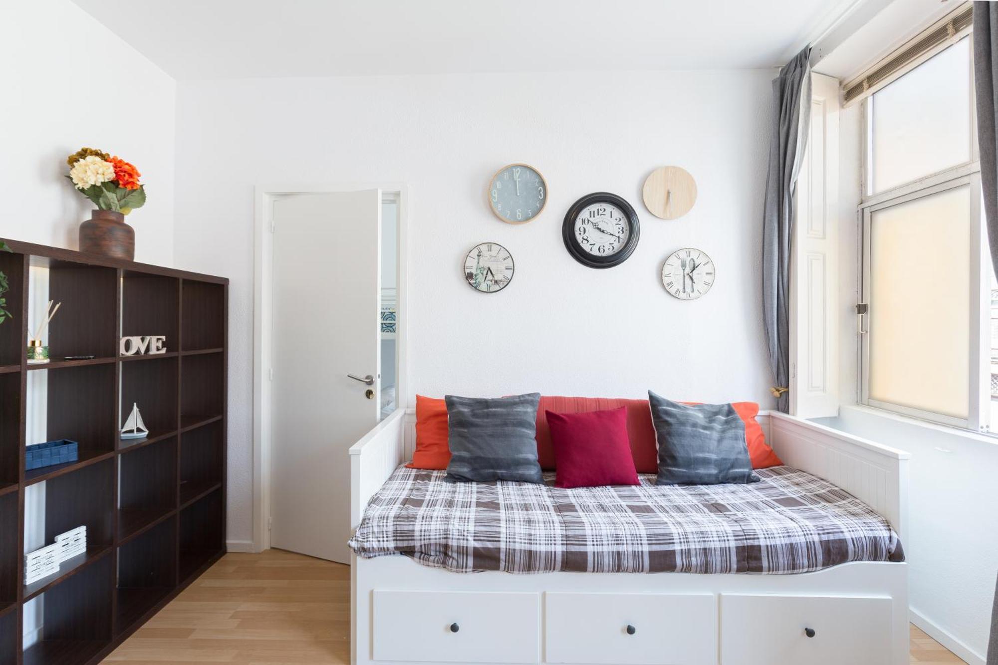 Апартаменти Host Wise - Large Flat W Terrace - Ace Location At Aliados Порту Екстер'єр фото